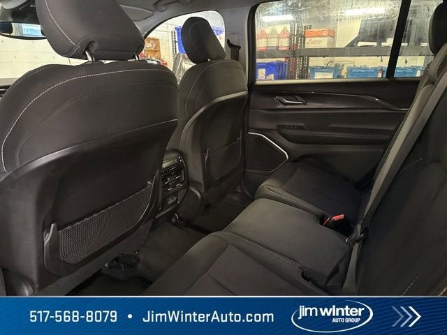 2021 Jeep Grand Cherokee L Laredo
