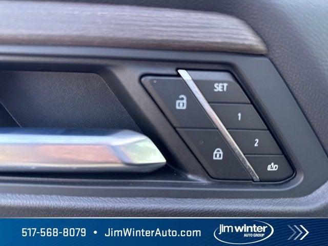 2025 GMC Acadia Denali