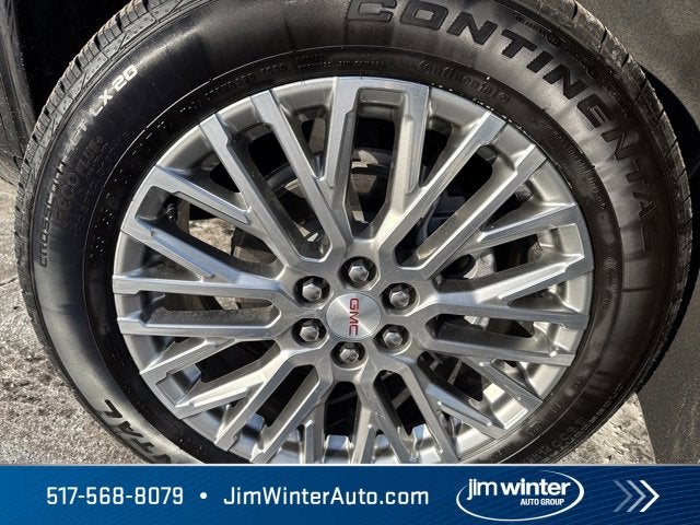 2025 GMC Acadia Denali