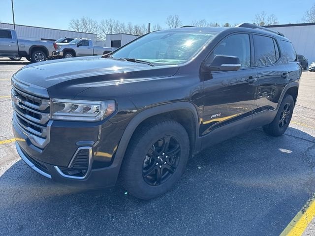 2023 GMC Acadia AT4
