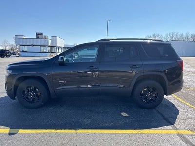 2023 GMC Acadia AT4