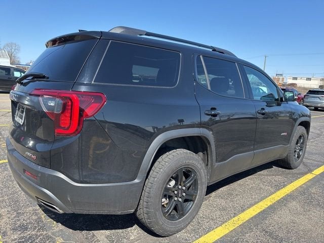 2023 GMC Acadia AT4