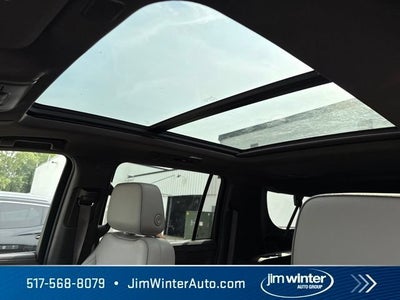 2023 GMC Yukon XL SLT