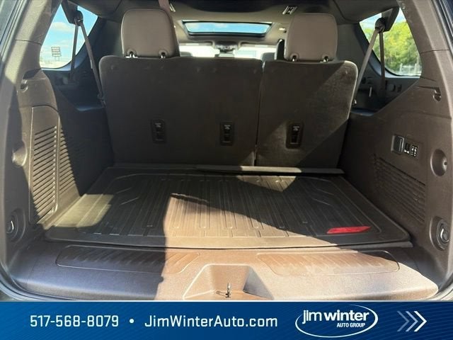 2023 GMC Yukon XL SLT