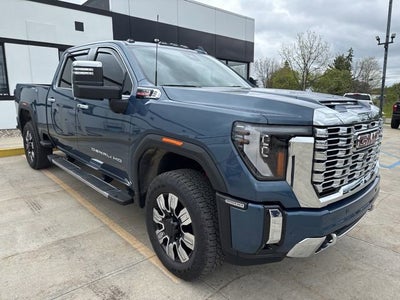 2025 GMC Sierra 2500 HD Denali