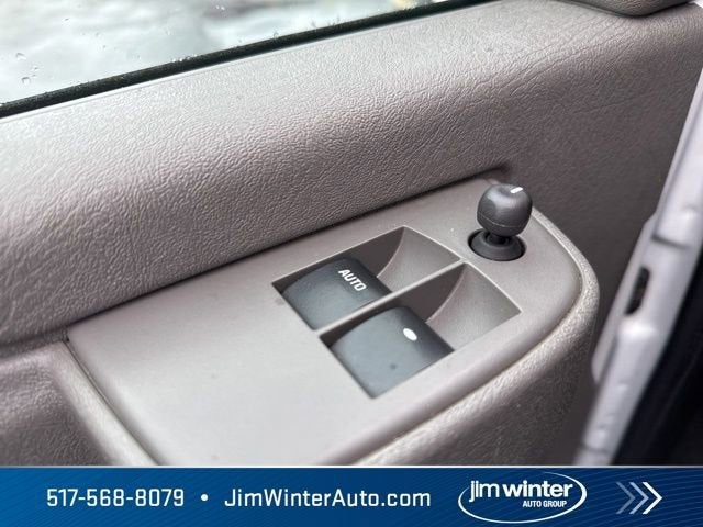 2022 GMC Savana Cargo 2500 Work Van