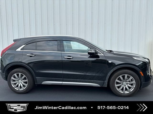 2022 Cadillac XT4 AWD Premium Luxury