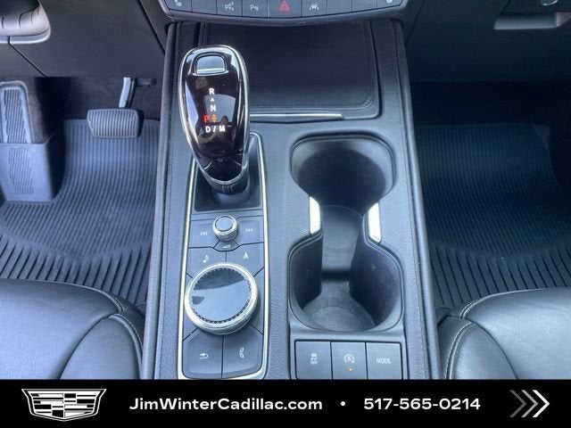2022 Cadillac XT4 AWD Premium Luxury