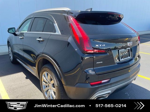 2022 Cadillac XT4 AWD Premium Luxury