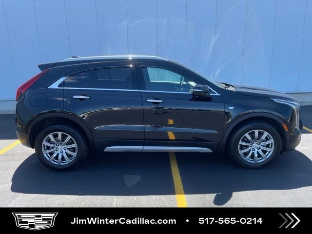2022 Cadillac XT4 AWD Premium Luxury