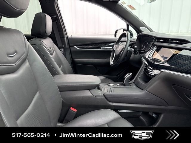 2025 Cadillac XT6 Premium Luxury