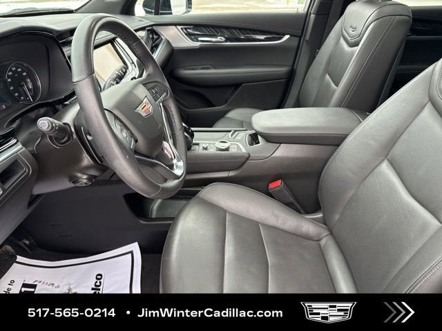 2025 Cadillac XT6 Premium Luxury