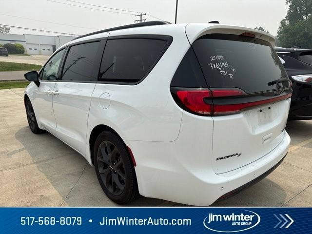 2025 Chrysler Pacifica Limited