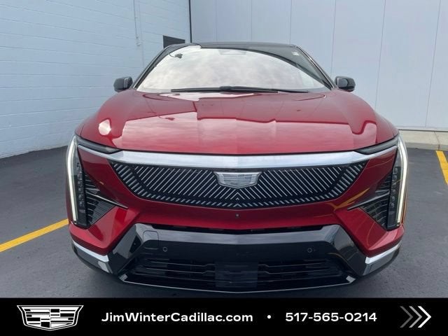 2025 Cadillac OPTIQ Luxury 1
