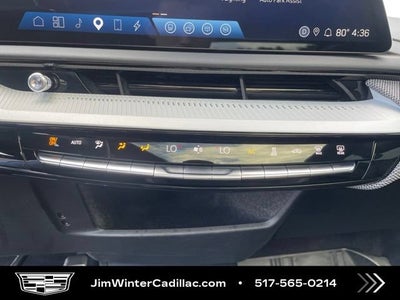 2025 Cadillac OPTIQ Luxury 2