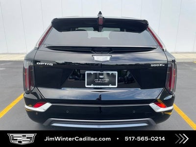 2025 Cadillac OPTIQ Luxury 2