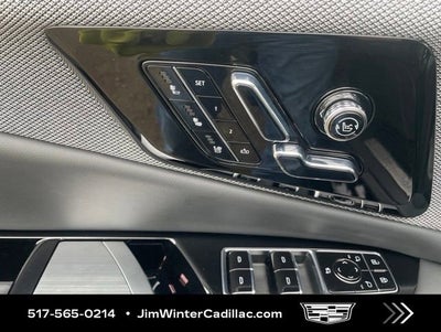 2025 Cadillac OPTIQ Luxury 2