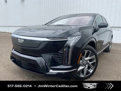 2025 Cadillac OPTIQ Luxury 2