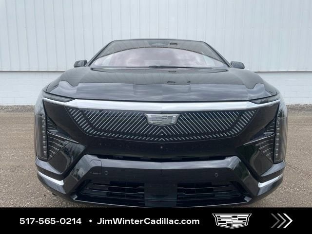 2025 Cadillac OPTIQ Luxury 2