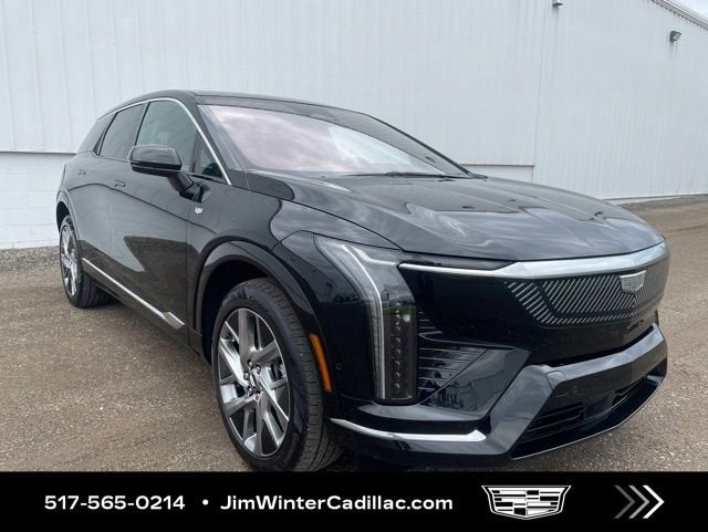 2025 Cadillac OPTIQ Luxury 2