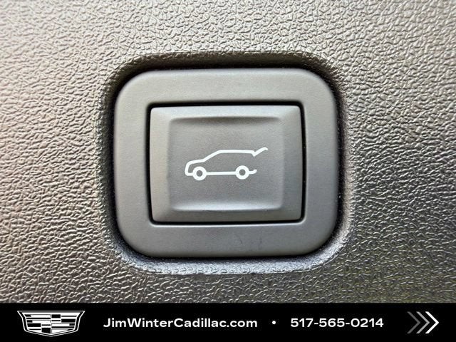2025 Cadillac OPTIQ Luxury 2