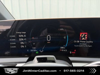 2025 Cadillac OPTIQ Luxury 2