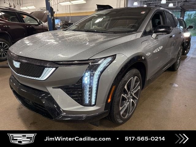2025 Cadillac OPTIQ Sport 2
