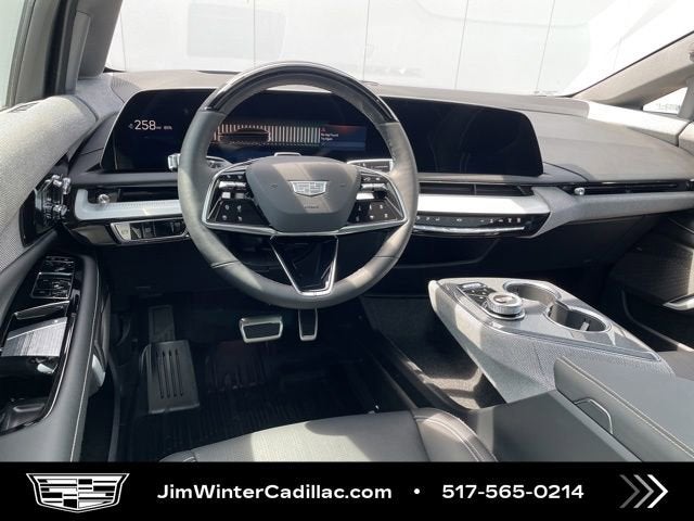 2025 Cadillac OPTIQ Sport 2