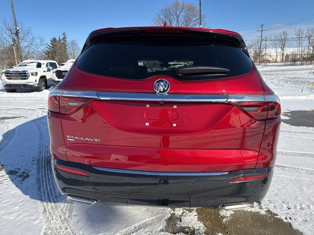 2023 Buick Enclave Essence