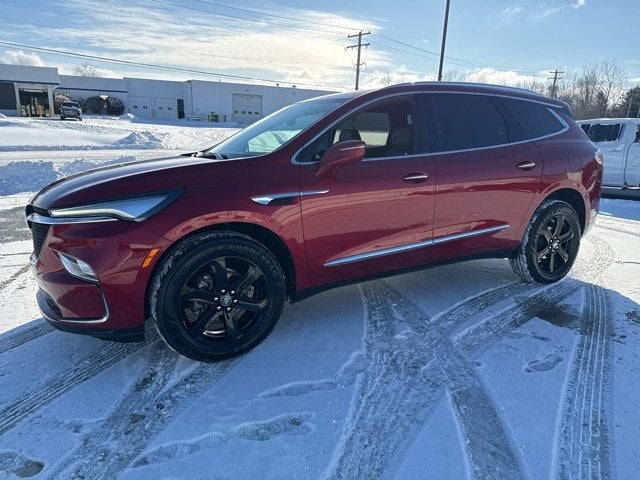 2023 Buick Enclave Essence