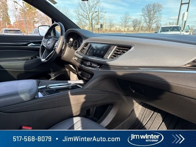 2024 Buick Enclave Essence