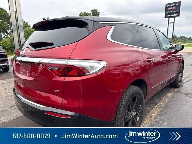 2023 Buick Enclave Essence