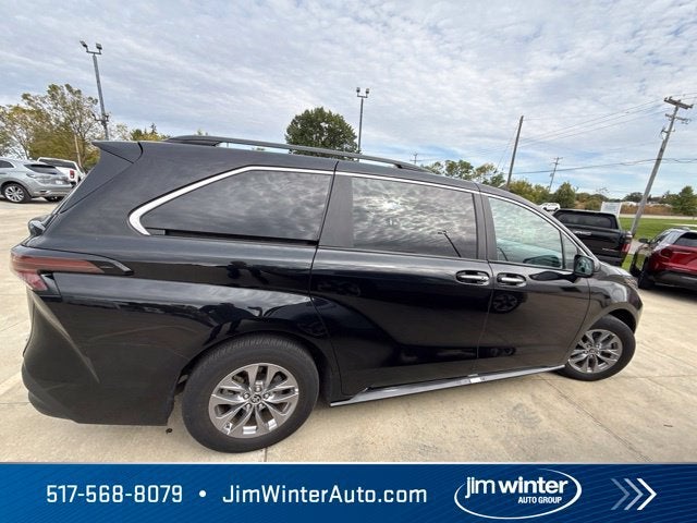 2025 Toyota Sienna XLE