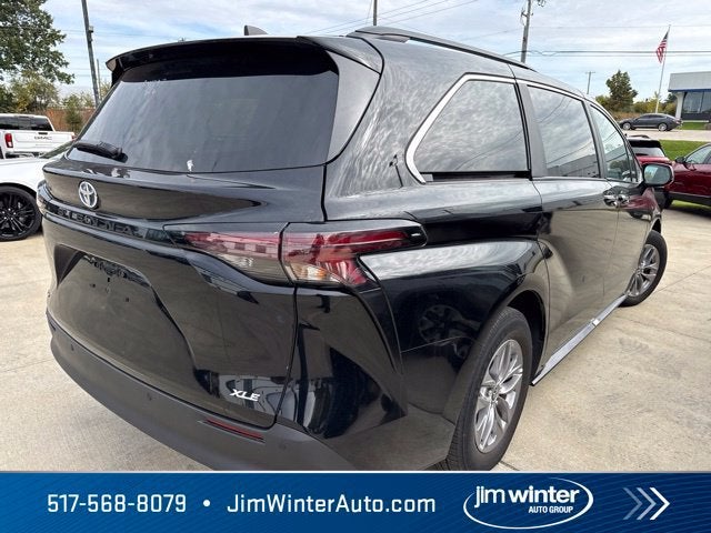 2025 Toyota Sienna XLE