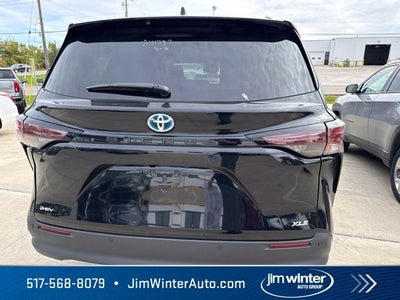2025 Toyota Sienna XLE