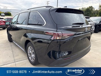 2025 Toyota Sienna XLE