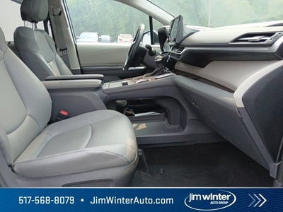 2023 Toyota Sienna XLE