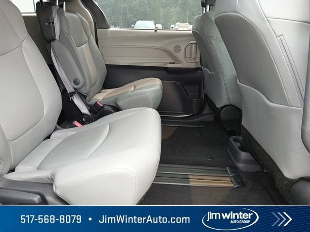 2023 Toyota Sienna XLE