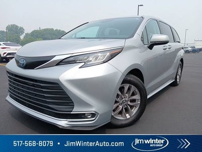 2023 Toyota Sienna XLE