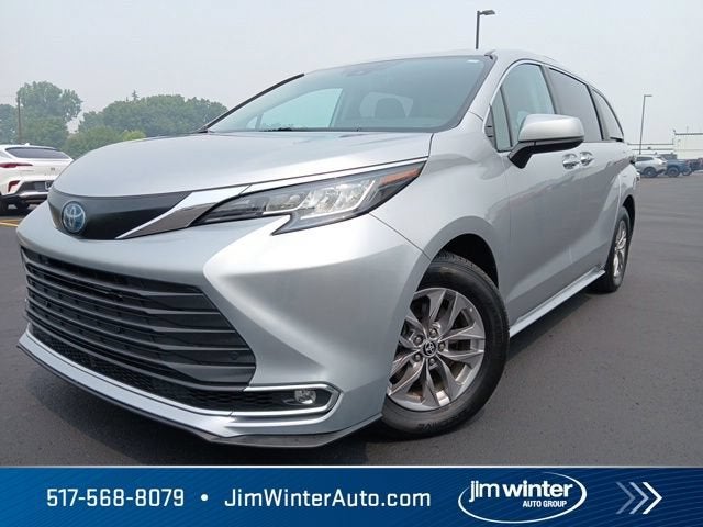2023 Toyota Sienna XLE
